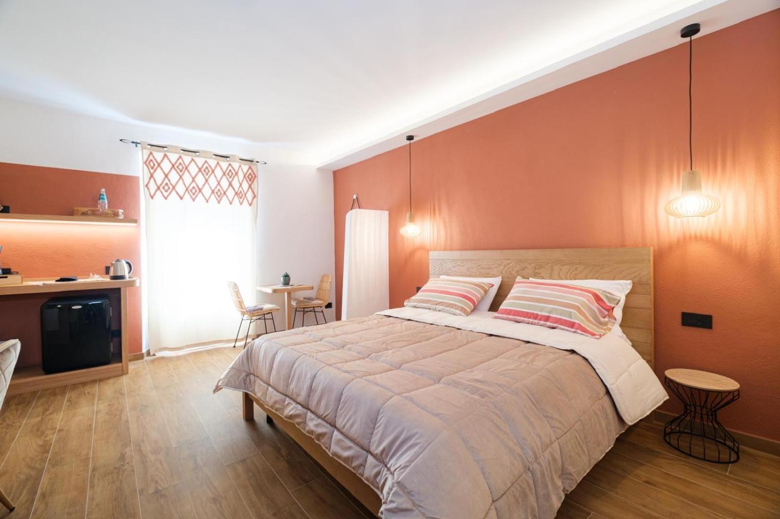 Hotel In Centro Da Carlotta Olbia Esterno foto