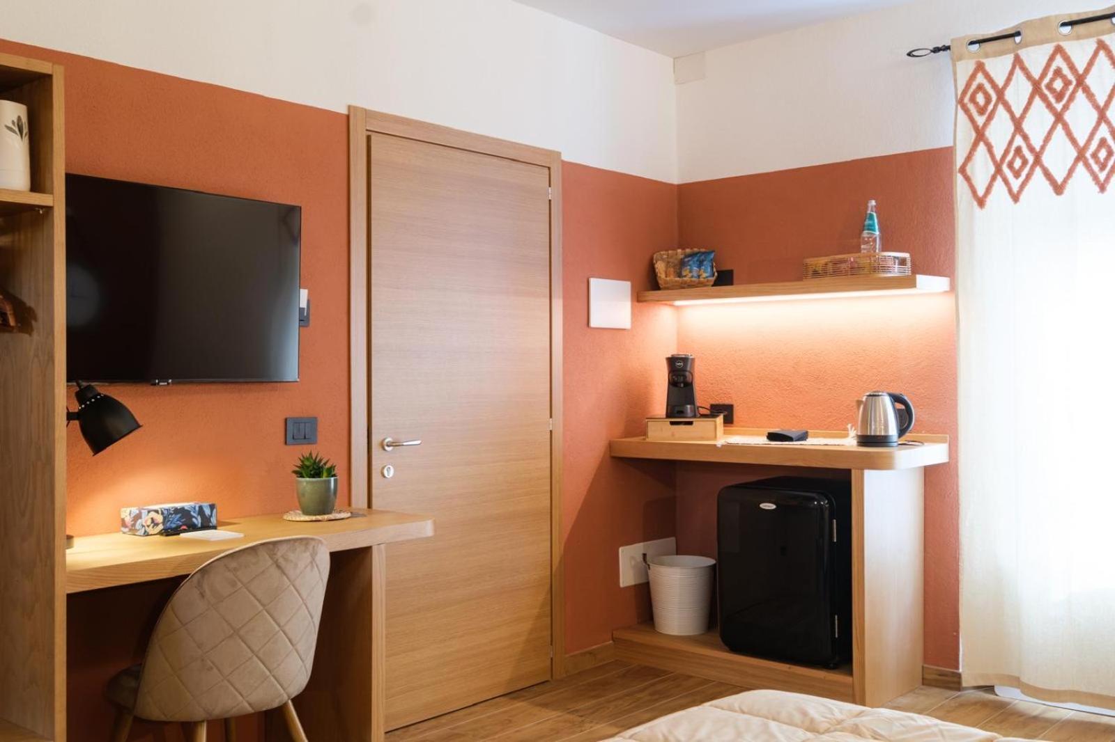 Hotel In Centro Da Carlotta Olbia Esterno foto